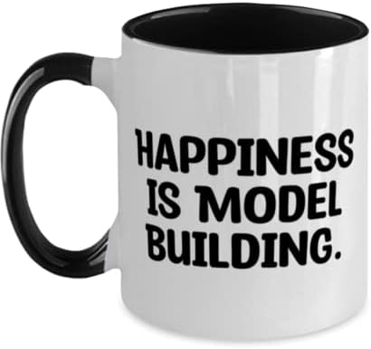 Среќата е градење на модели. Два тона 11oz кригла, чаша за градење модели, несоодветни подароци за градење модели, комплети за модели, модели возови, модели автомобили